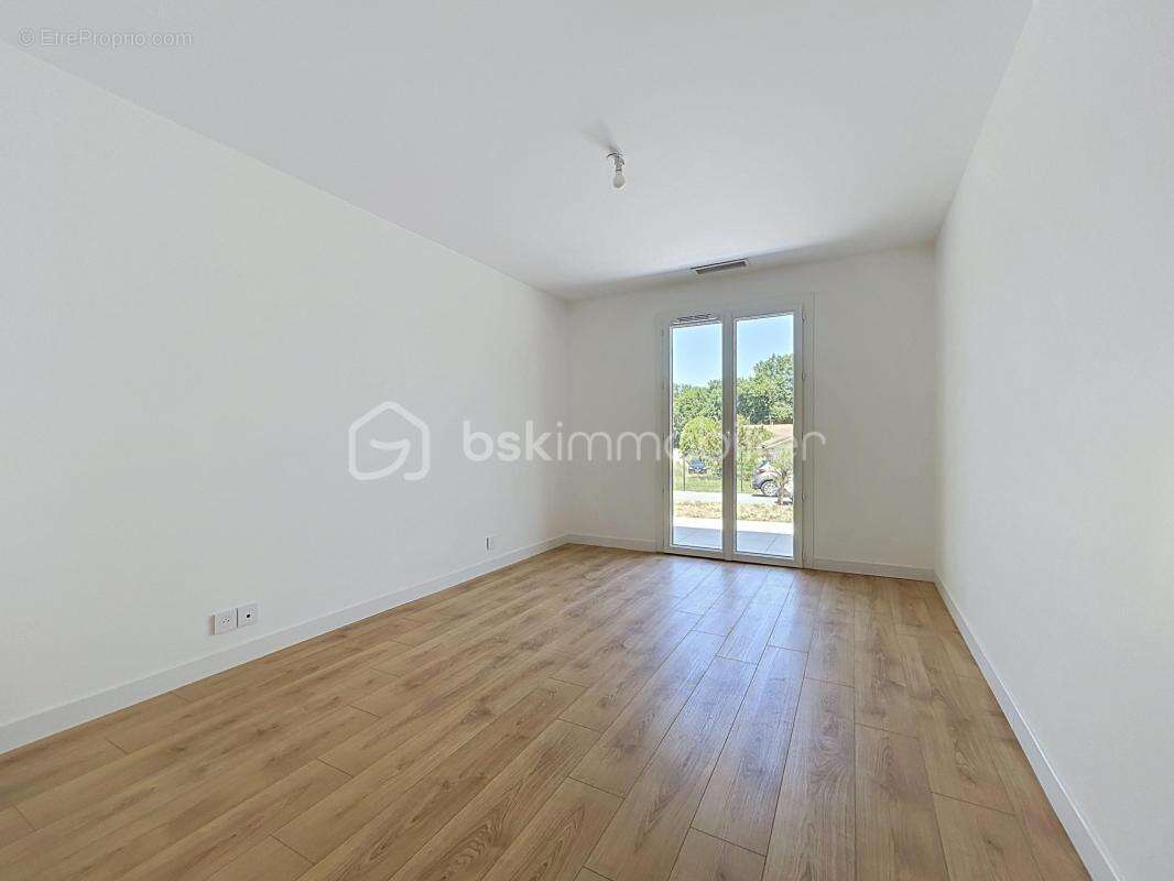 Maison à BRANNE