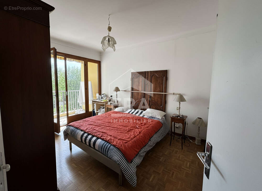 Appartement à VENCE