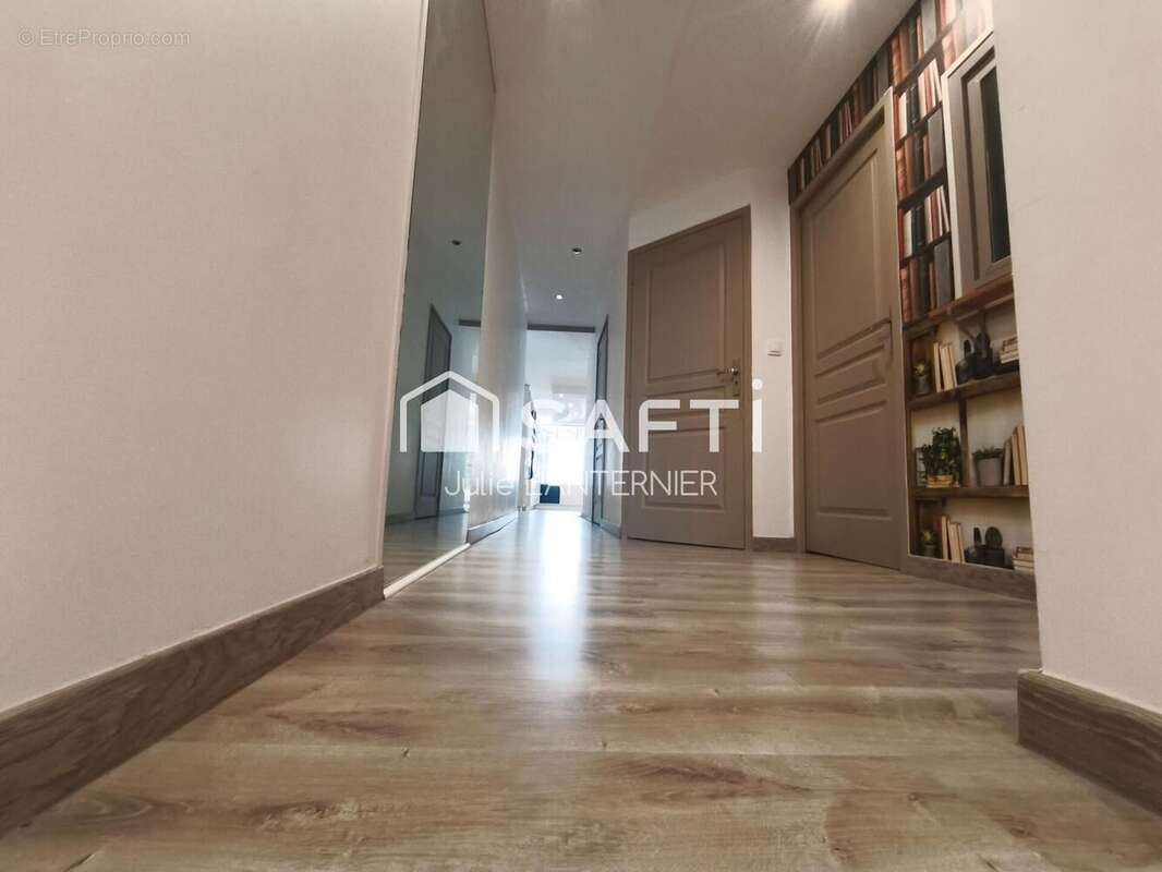 Photo 5 - Appartement à LONS-LE-SAUNIER