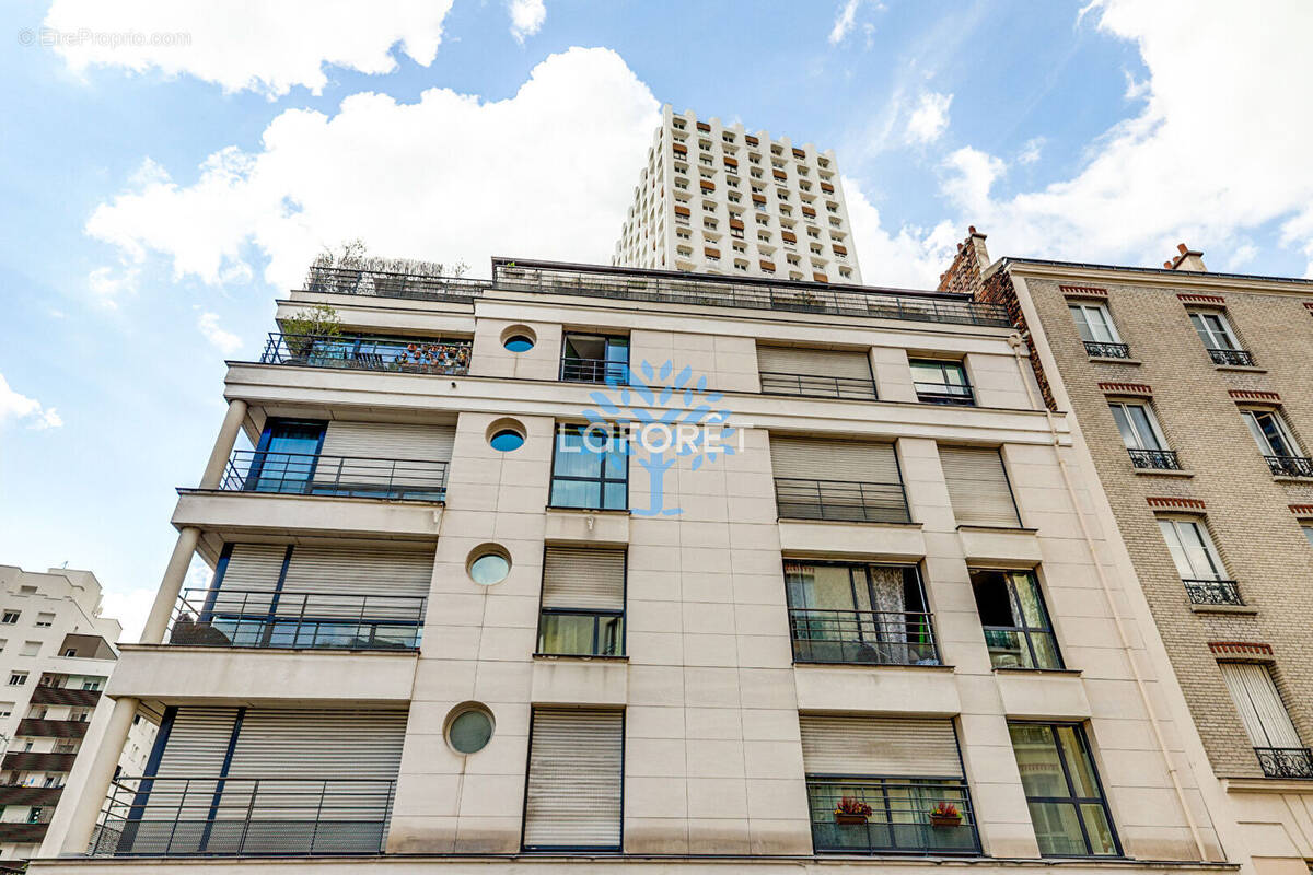 Appartement à PARIS-20E