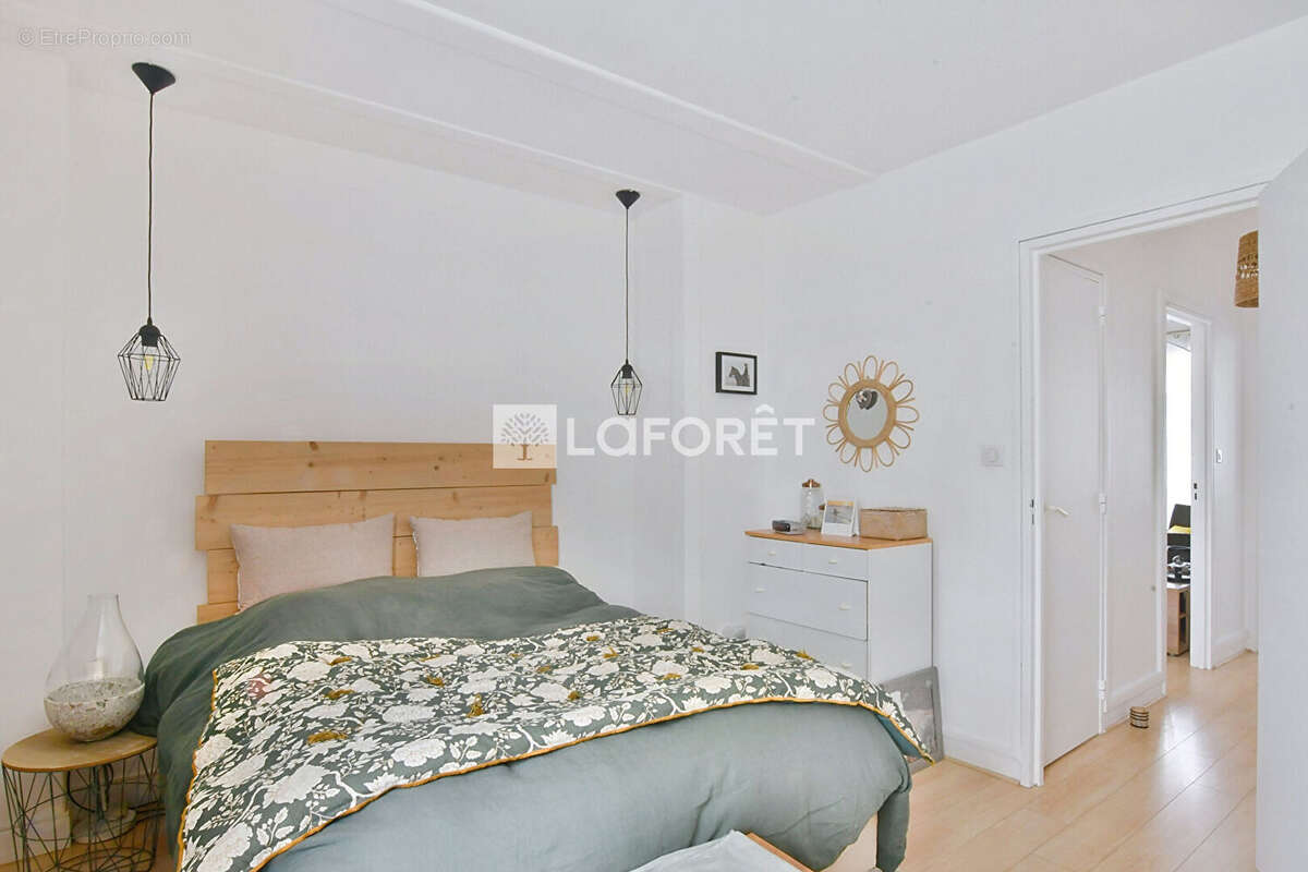 Appartement à LA CELLE-SAINT-CLOUD
