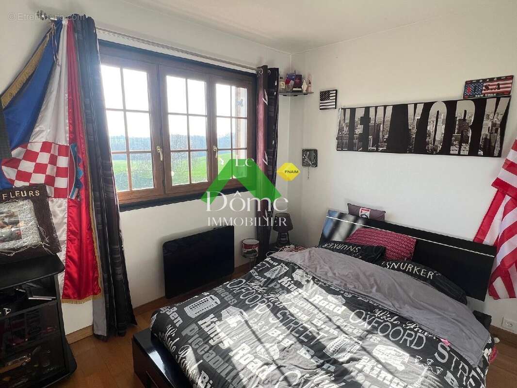 Maison à SAINTE-GENEVIEVE