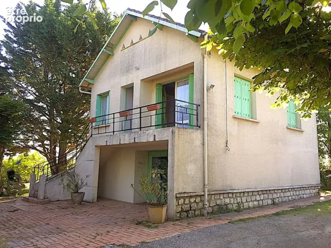 Maison à CASTELNAU-MONTRATIER