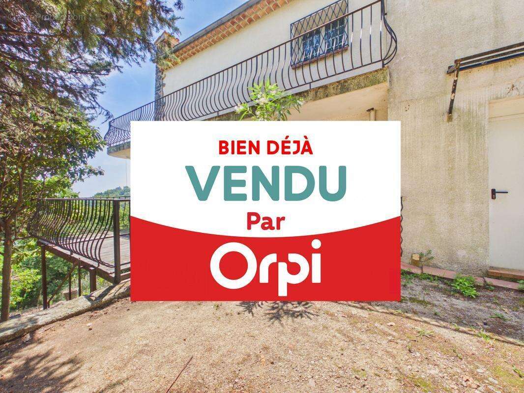Appartement à LE BAR-SUR-LOUP