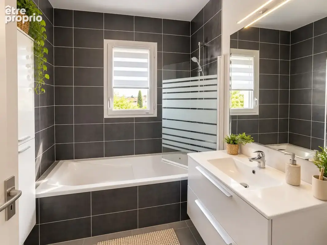 Maison T4 de 79 m2 avec jardin et stationnement LE REVEST-LES-EAUX - photo 6