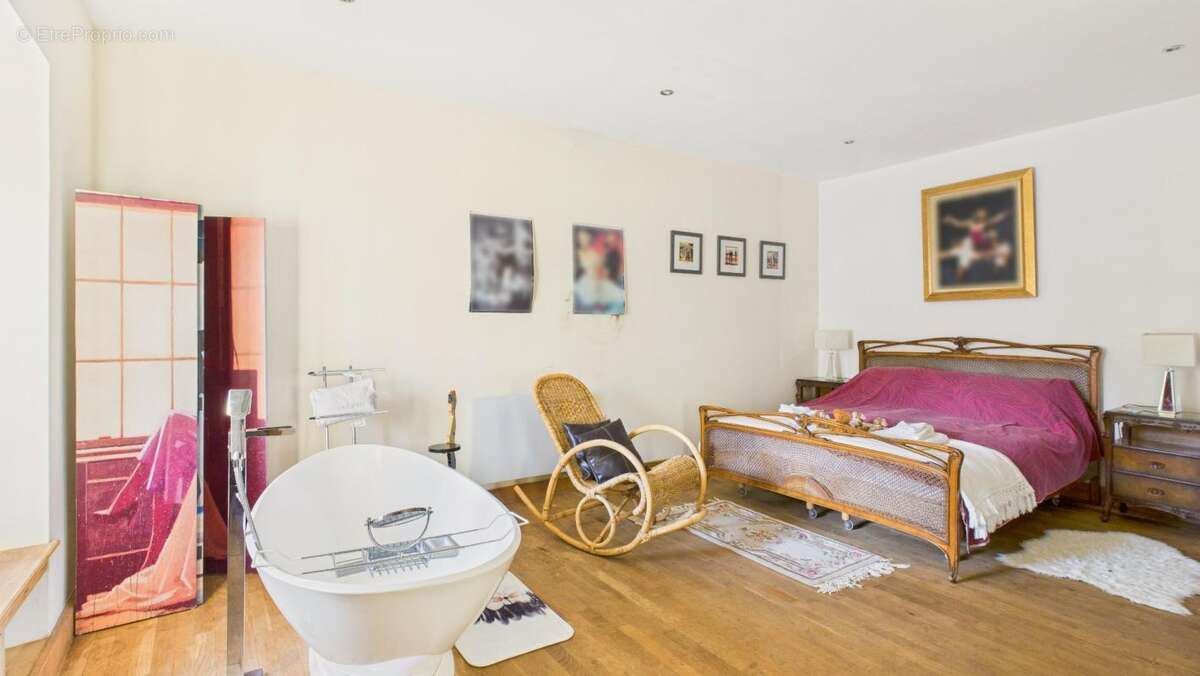 Maison à MUR-DE-BARREZ