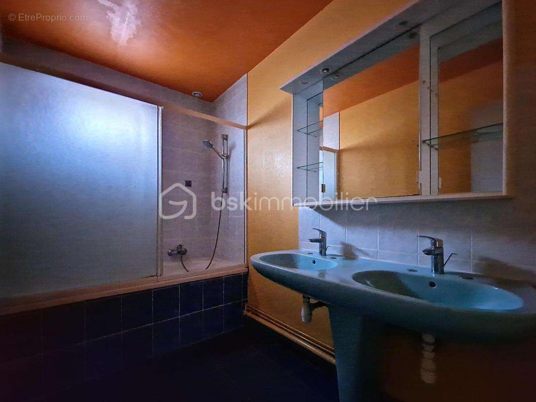 Maison à PICAUVILLE