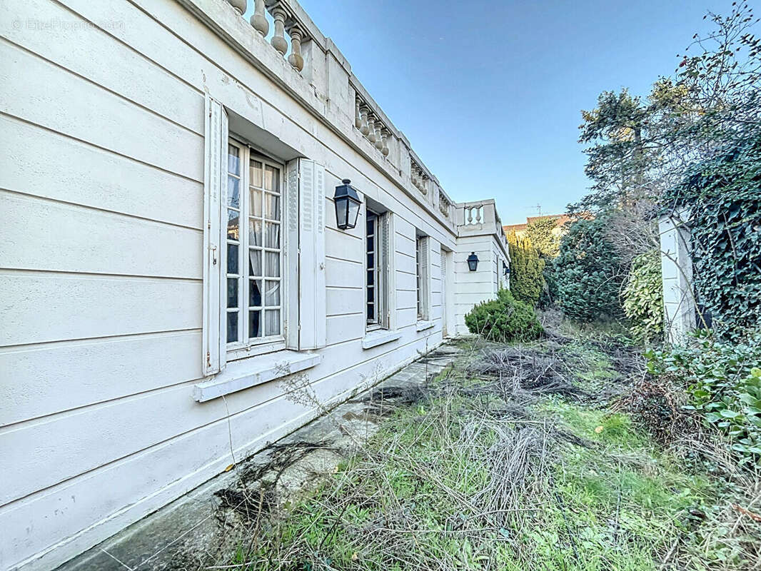 Maison à SAINT-MAUR-DES-FOSSES