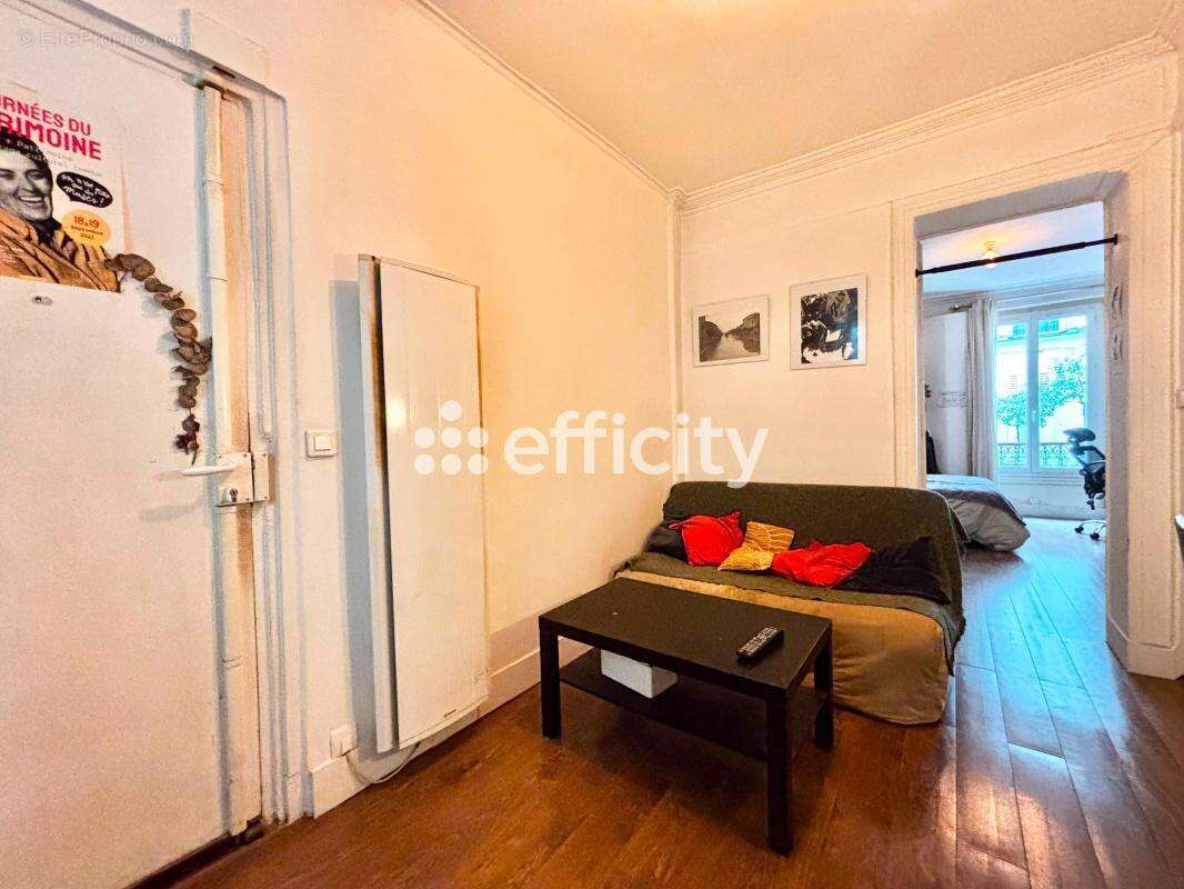Appartement à PARIS-9E