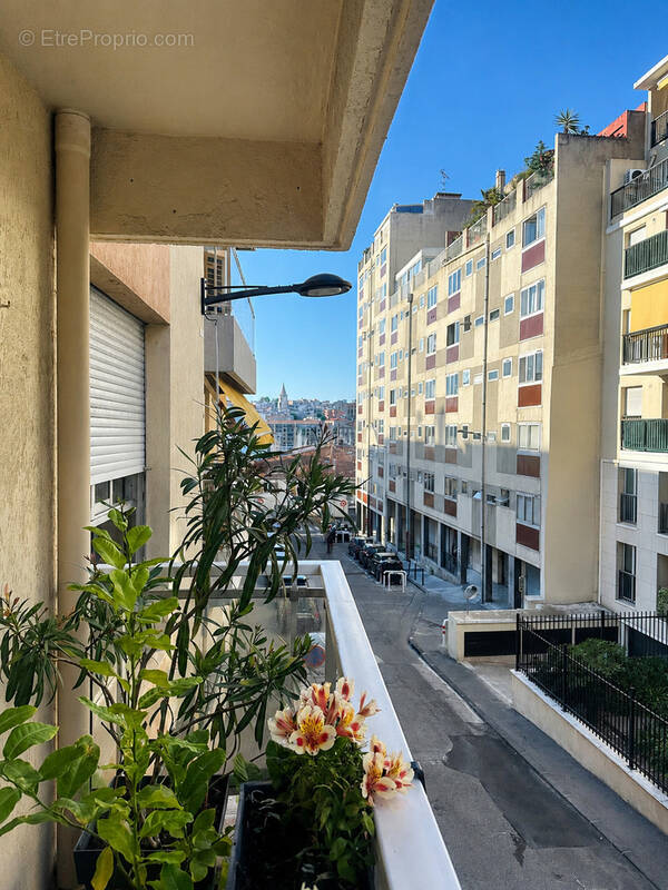 Appartement à MARSEILLE-7E