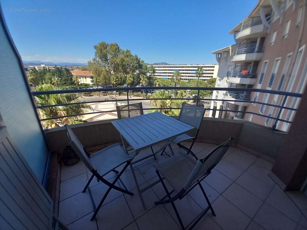 Appartement à FREJUS