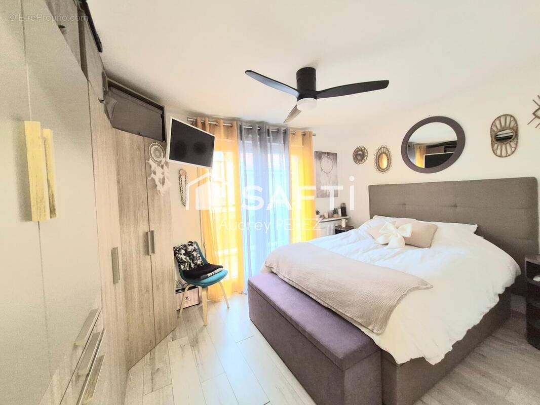 Photo 1 - Appartement à REAU