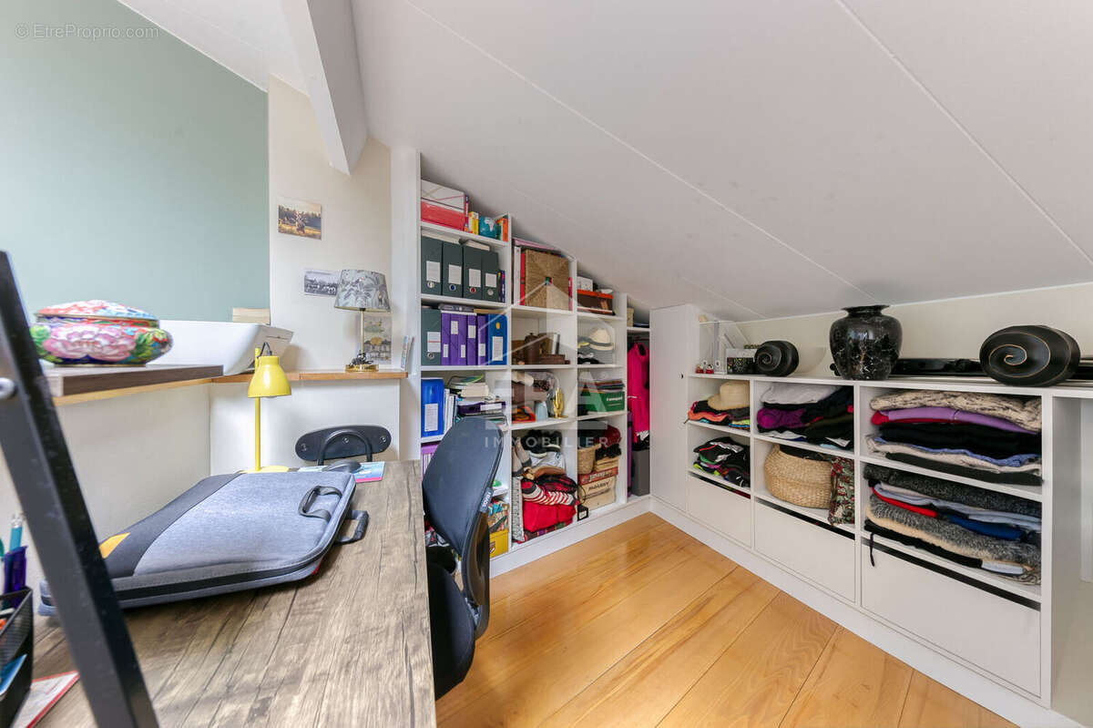 Appartement à PONTAULT-COMBAULT