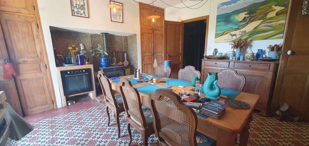 Maison à CABREROLLES