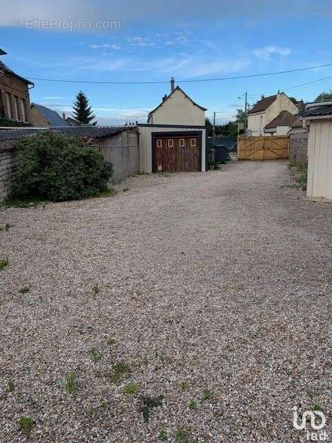 Photo 4 - Commerce à SAINT-PIERRE-LES-ELBEUF