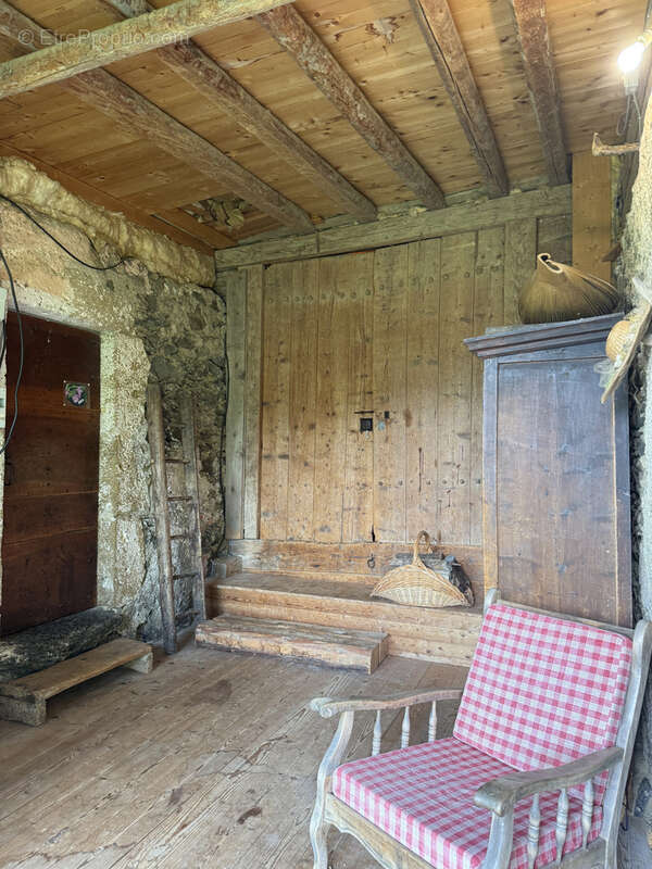 Maison à HAUTELUCE