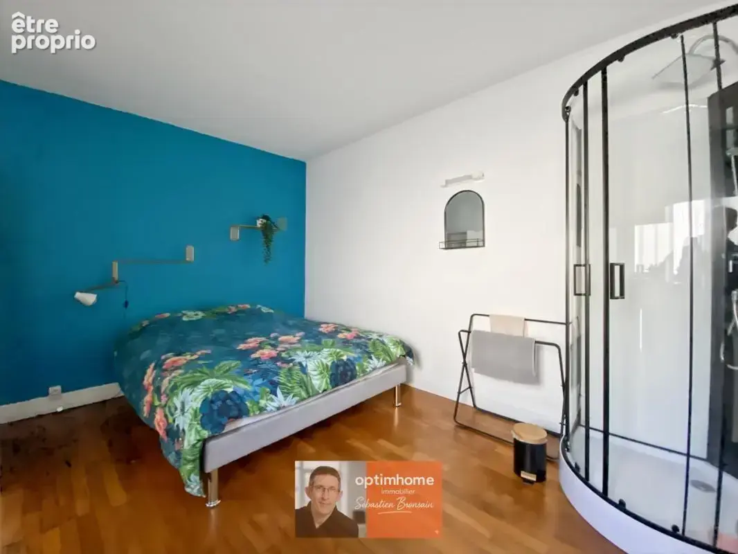 DOLE – Appartement duplex 85 m² – beaux volumes, parking et grande cave - photo 5