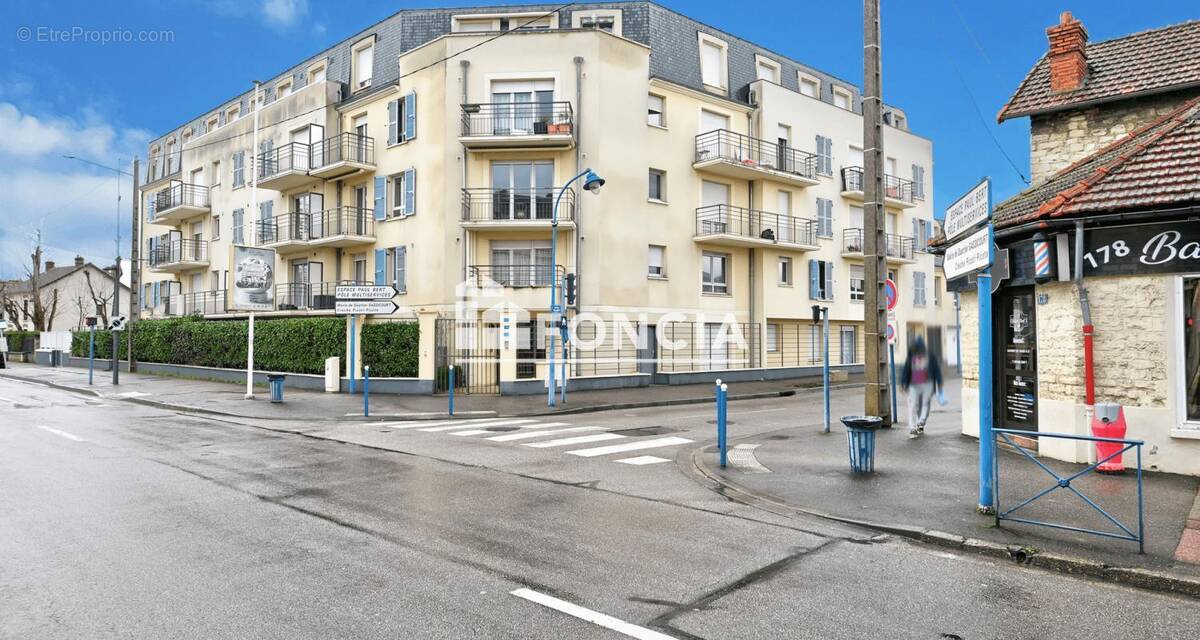 Appartement à MANTES-LA-JOLIE