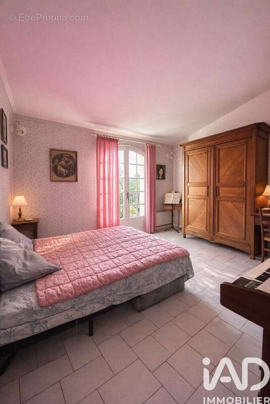 Photo 9 - Maison à LE REVEST-LES-EAUX