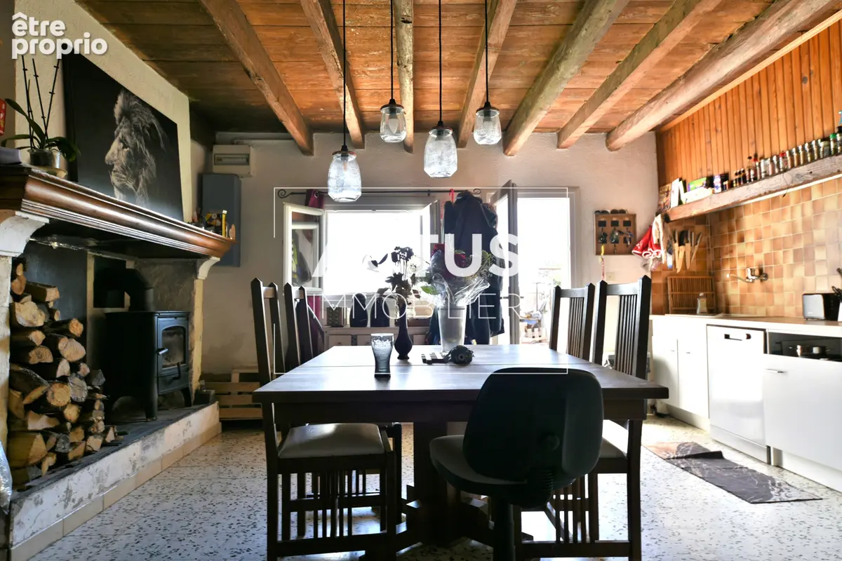 Maison 84 m² à Mouries  - photo 3