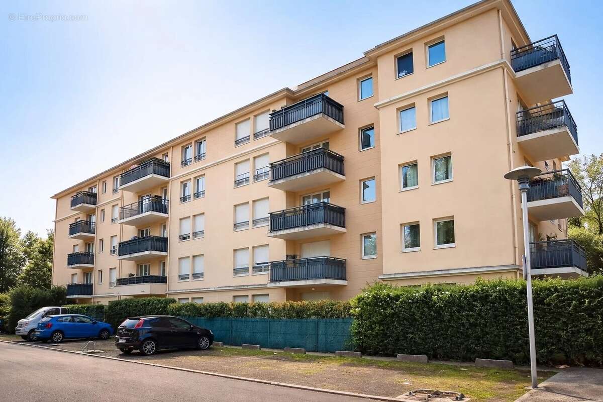 Appartement à CHELLES