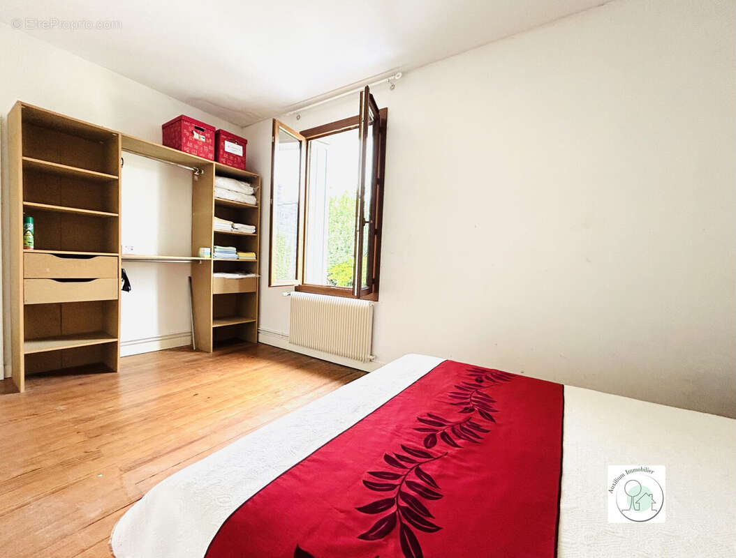 Maison 132 m² à Saint-Gervais  - photo 8