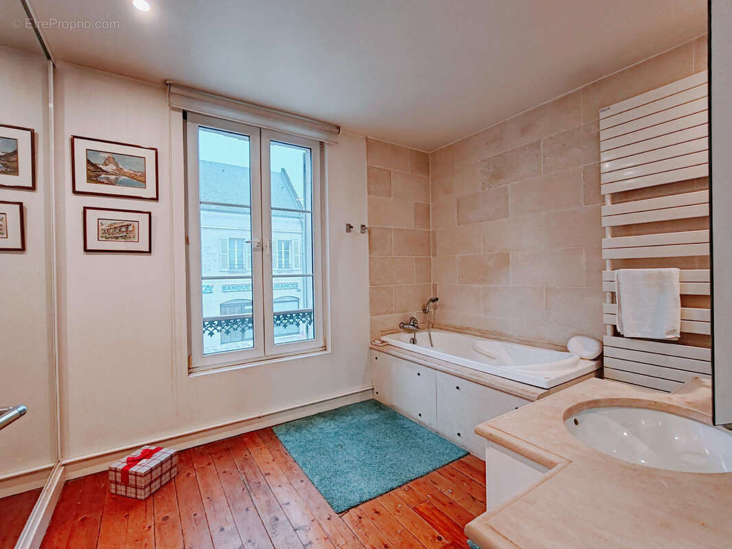 Maison à VILLERS-COTTERETS