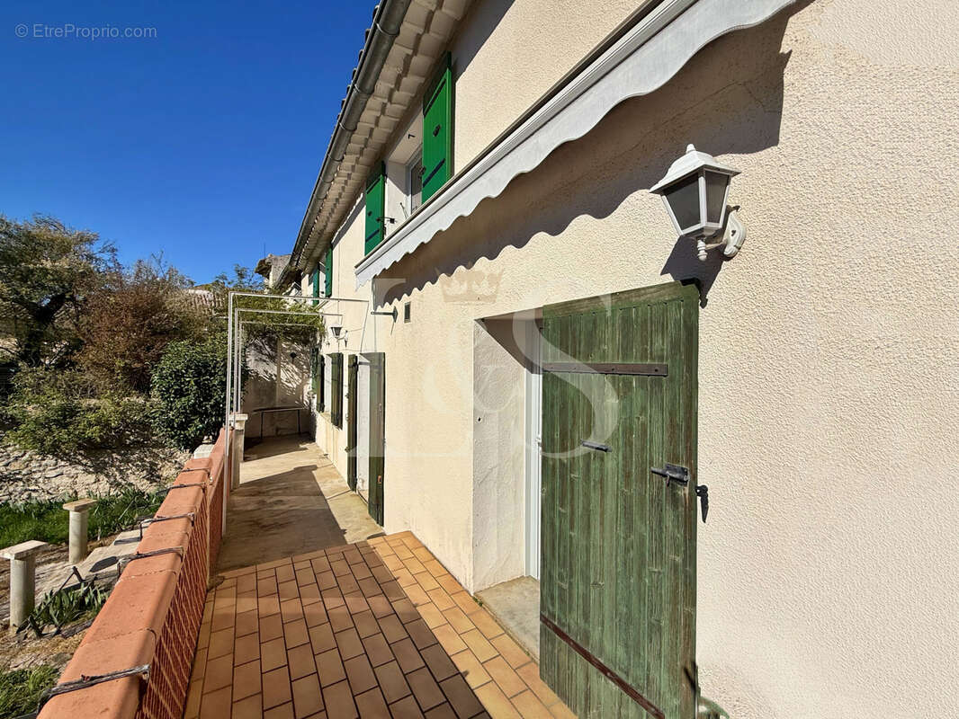 Maison à MALAUCENE