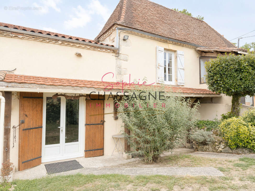 À 30 minutes de Bergerac   Propriété équestre avec 3 logements attenants sur plus de 4 hectares - photo 9