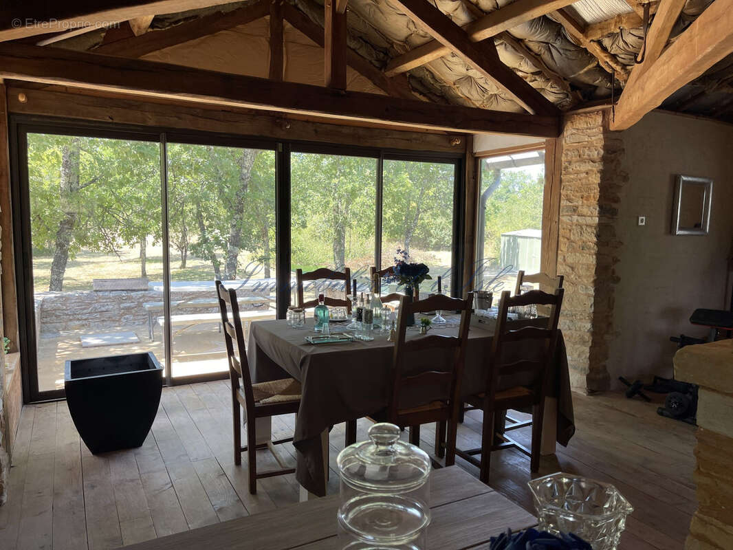 Maison à BROUCHAUD