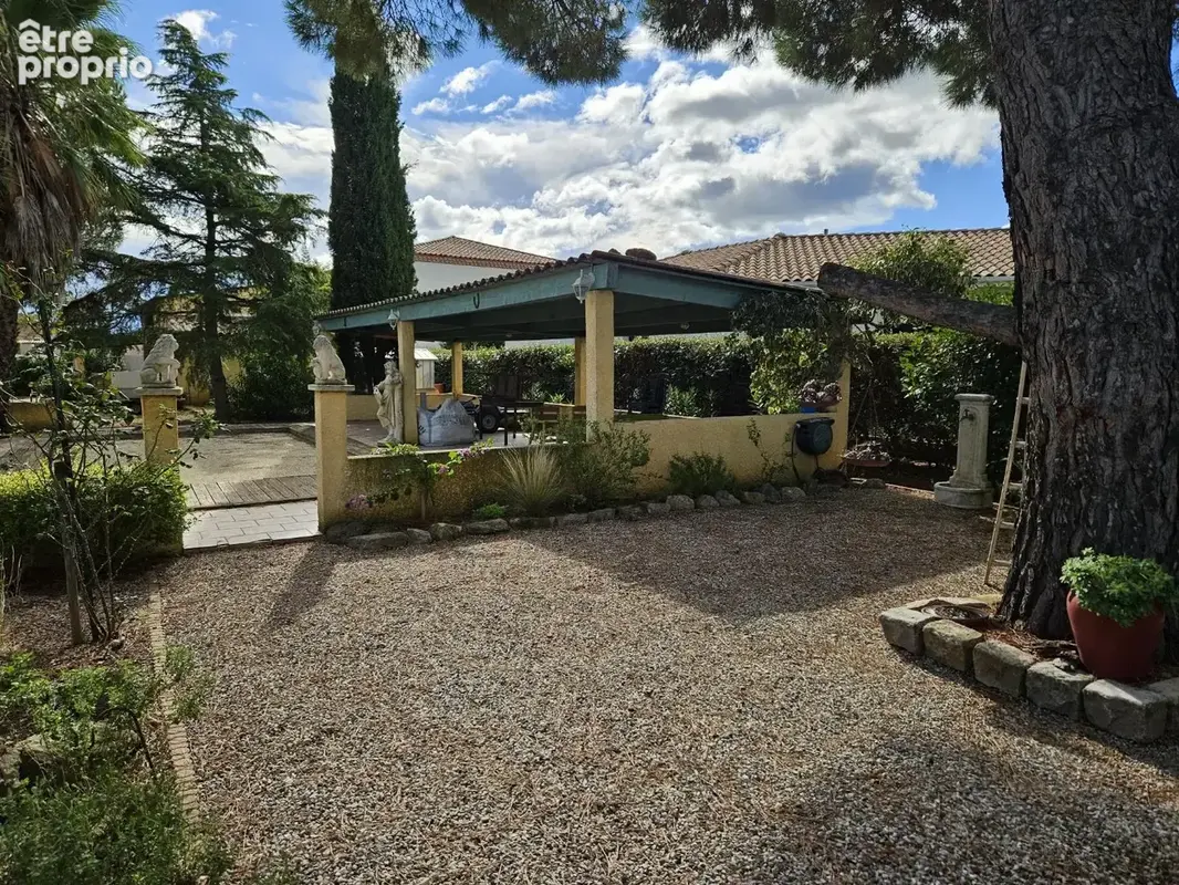 Villa plain pied, dépendance et jardin de 2090m² - photo 34