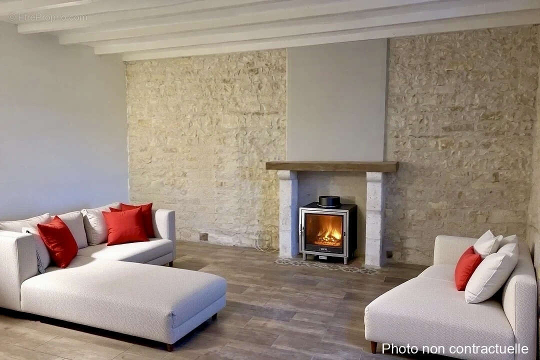 Maison à MAIRE-LEVESCAULT