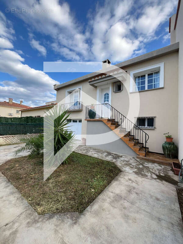 Maison à SAINT-CYPRIEN