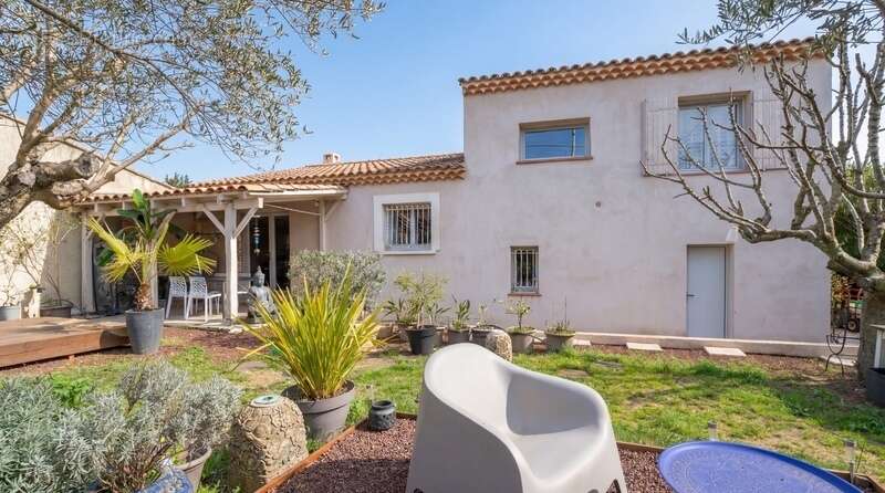 Maussane-les-Alpilles – Élégante maison rénovée, à deux pas du village - photo 2