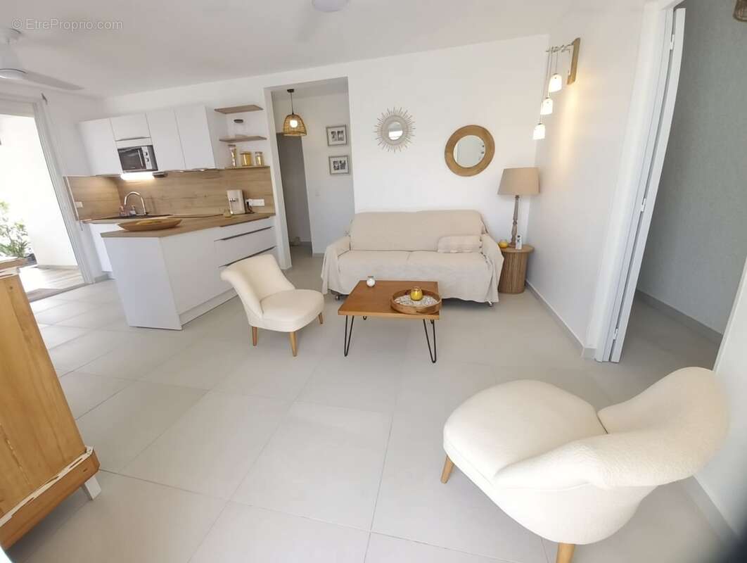 Villa premium T3 & son T2 à vendre à SAINTE ANNE Bourg (971) Guadeloupe - - photo 9