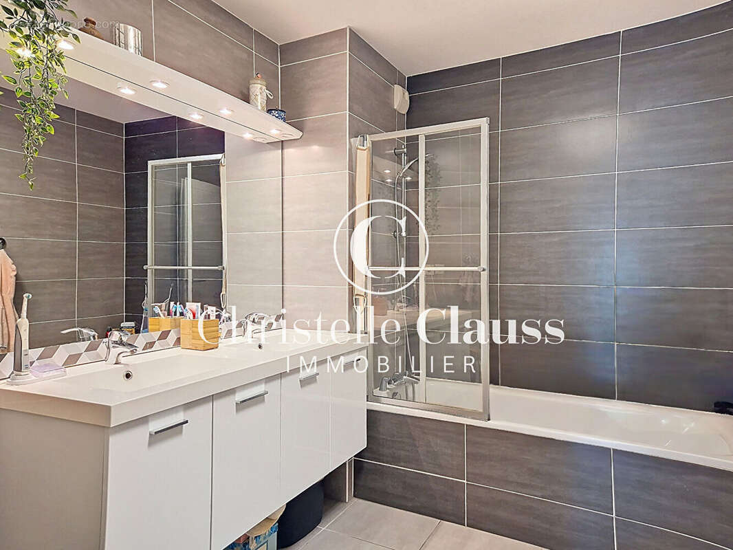 Appartement Bischheim 5 pièce(s) 115 m2 - photo 8
