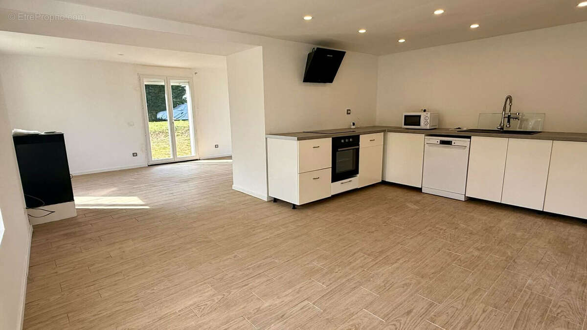 Maison familiale ? 146.28 m² ? Lombron - photo 2