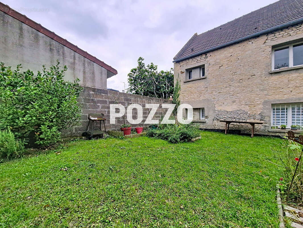 Appartement à LION-SUR-MER