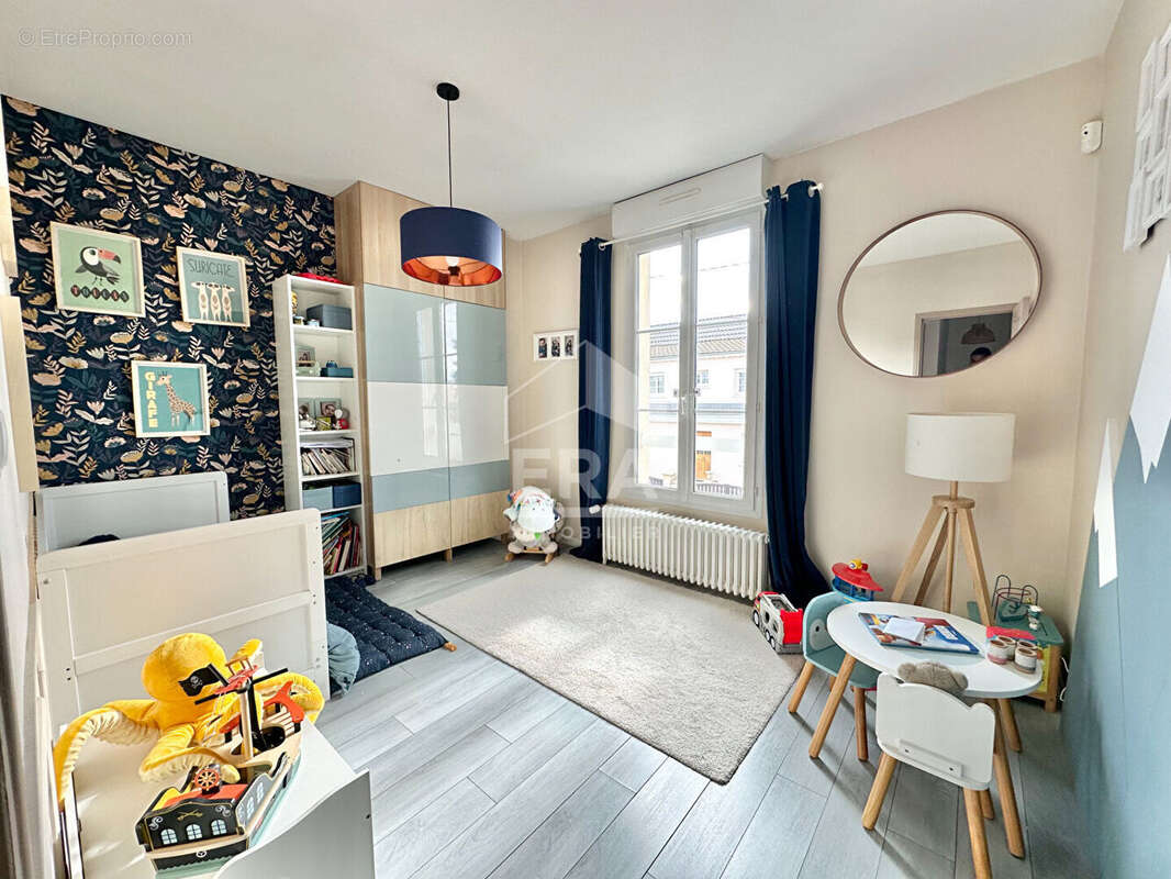 Maison à SARTROUVILLE