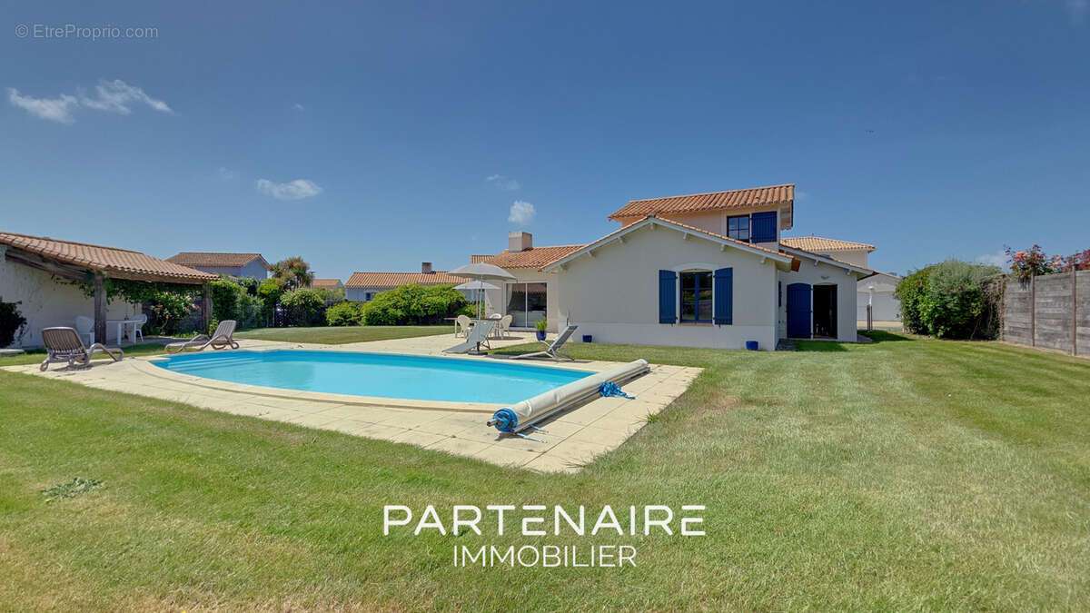 Maison à L'AIGUILLON-SUR-VIE