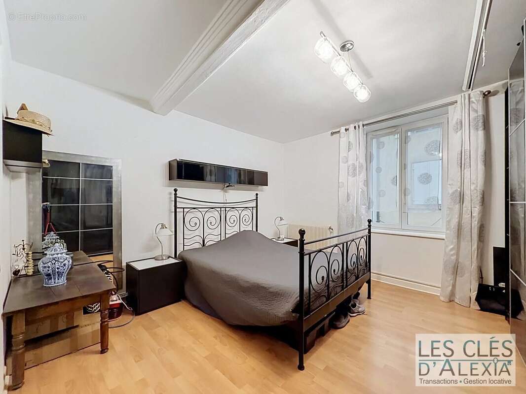 Maison de ville Vernaison Centre 180m² - photo 14