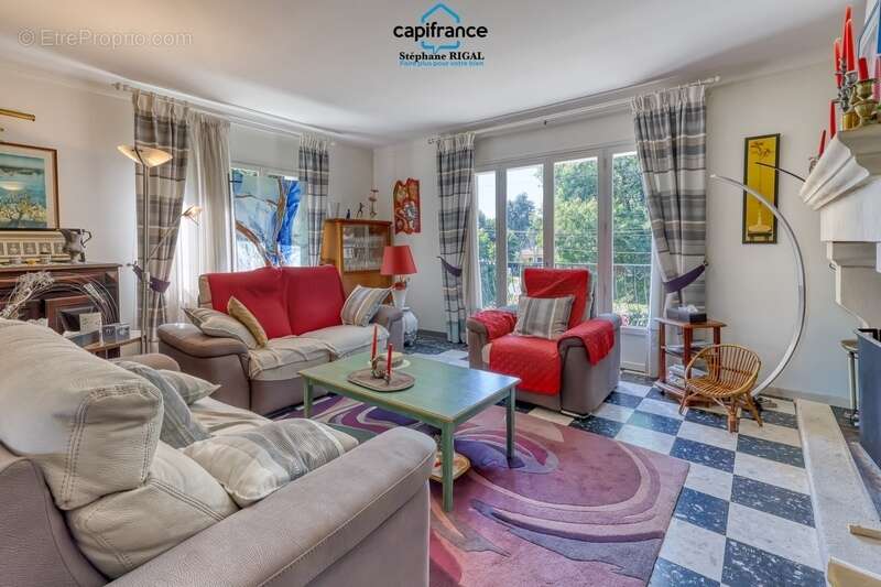 Maison à vendre 7 pièces de 183 m2 habitables sur un terrain de 10655m2 - photo 9