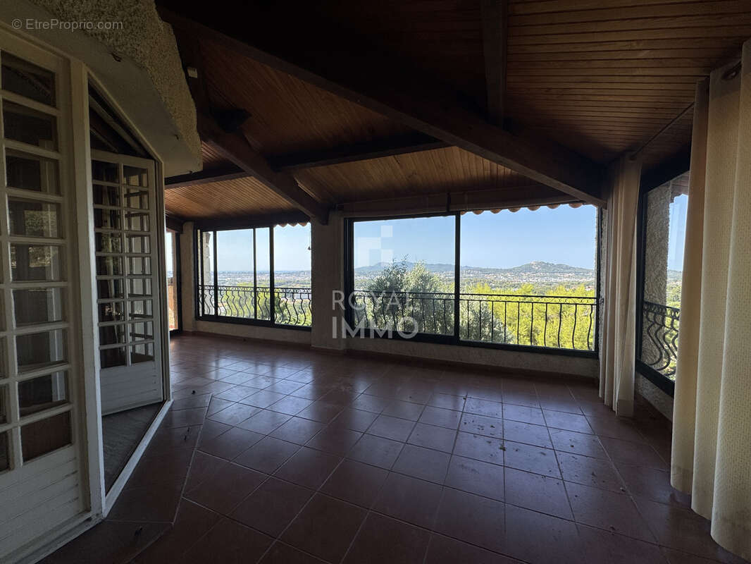 Maison vue panoramique - 150m2 - photo 4