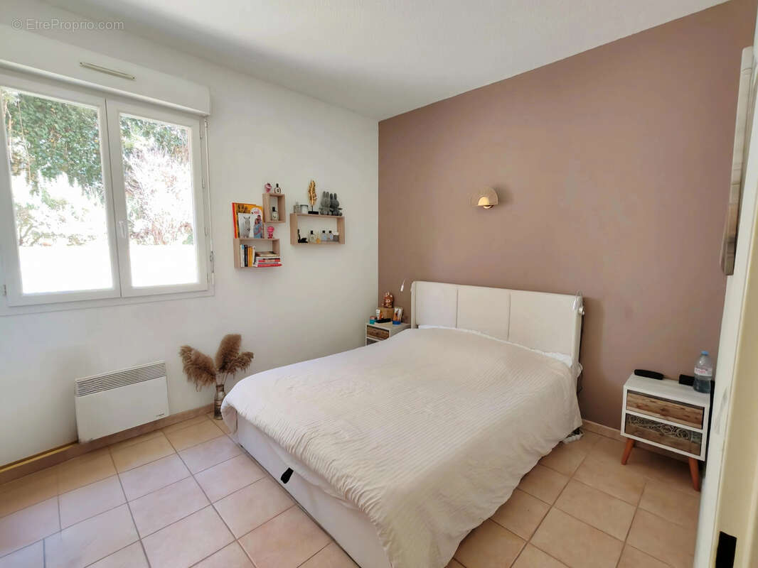 Appartement à PEILLE