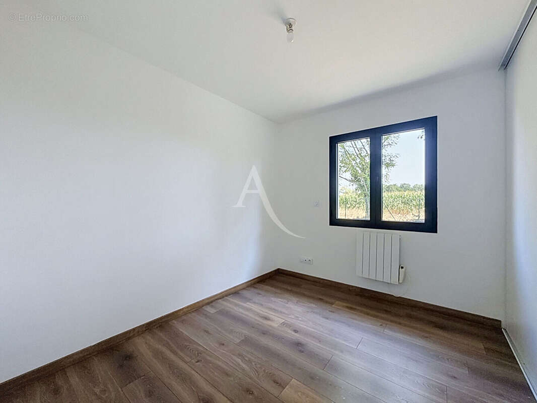 Cescau Maison mitoyenne par garage / 3 chambres / Garage - photo 8