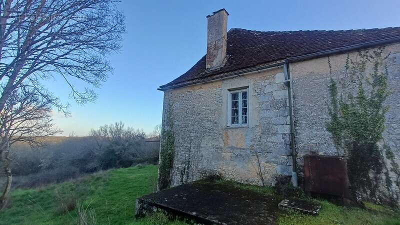 Maison à AJAT