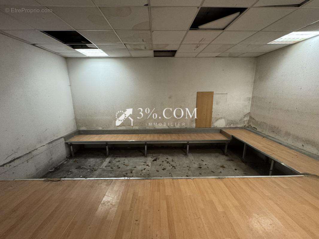 Commerce à HOCHFELDEN