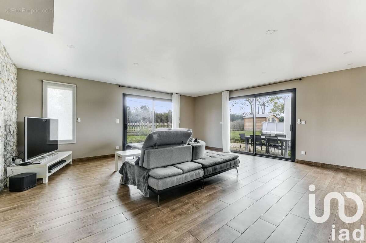 Photo 4 - Maison à SAINTE-FOY-DE-PEYROLIERES