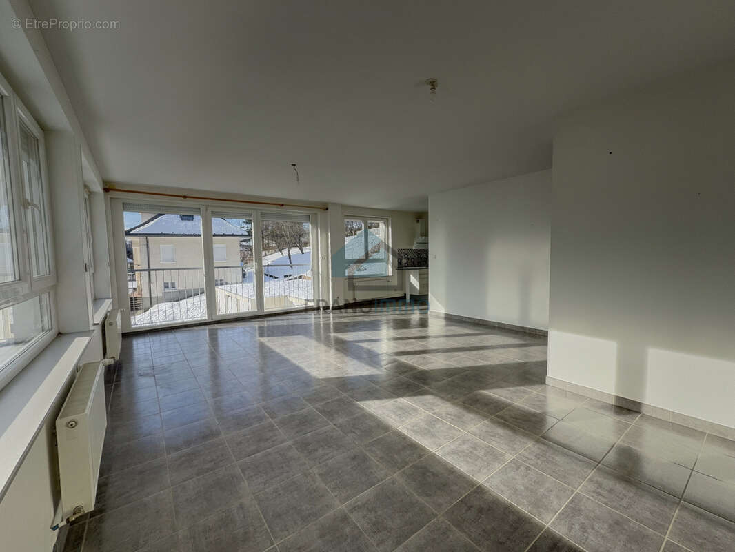 Appartement à MAICHE