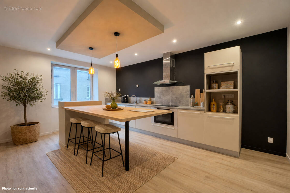 Maison à LE LOUROUX-BECONNAIS